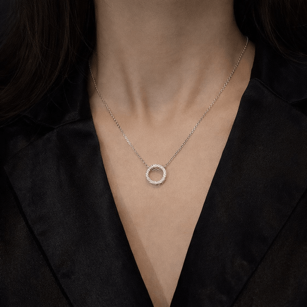 Elegance Aura: S925 Halo Circle Silver Necklace - Aureo Corner 